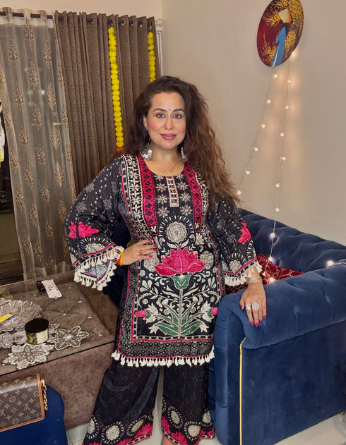 ITALIAN CRAPE FESTIVE TASSEL CO-ORD SET