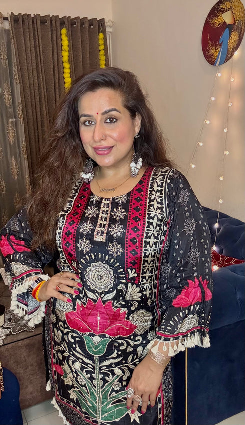 ITALIAN CRAPE FESTIVE TASSEL CO-ORD SET